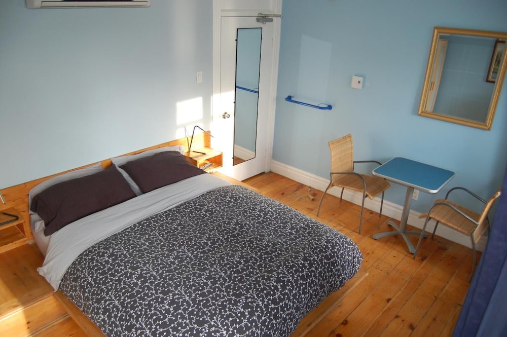 Le Simone Bed & Breakfast - Image 4