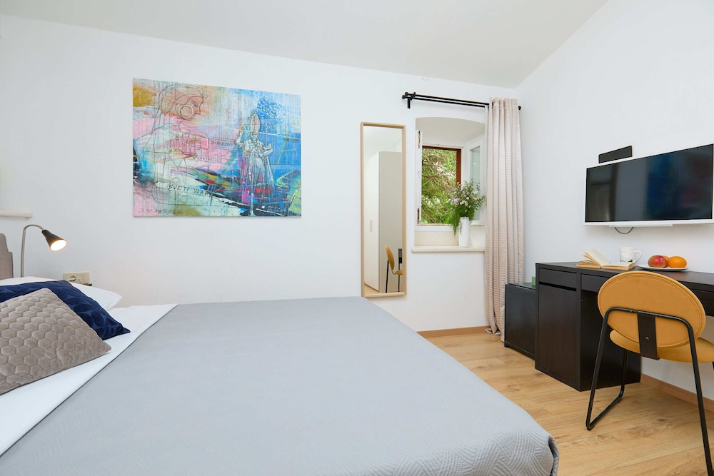 Dubrovnik Vacations - Boutique Garden Rooms - Property Image 86