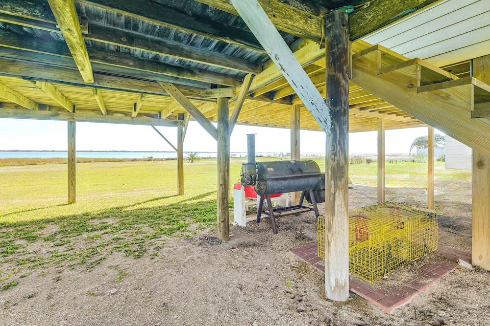 Powderhorn Lake House w/ Grill + Water Views!