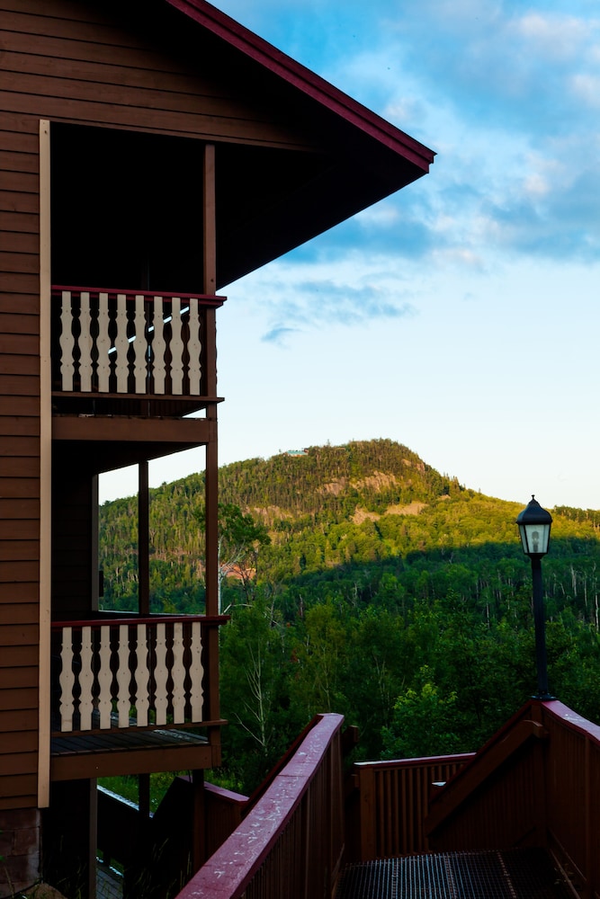 Eagle Ridge Resort at Lutsen Mountains