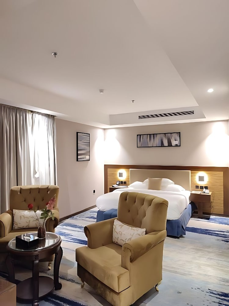 Kayan Serviced Apartments