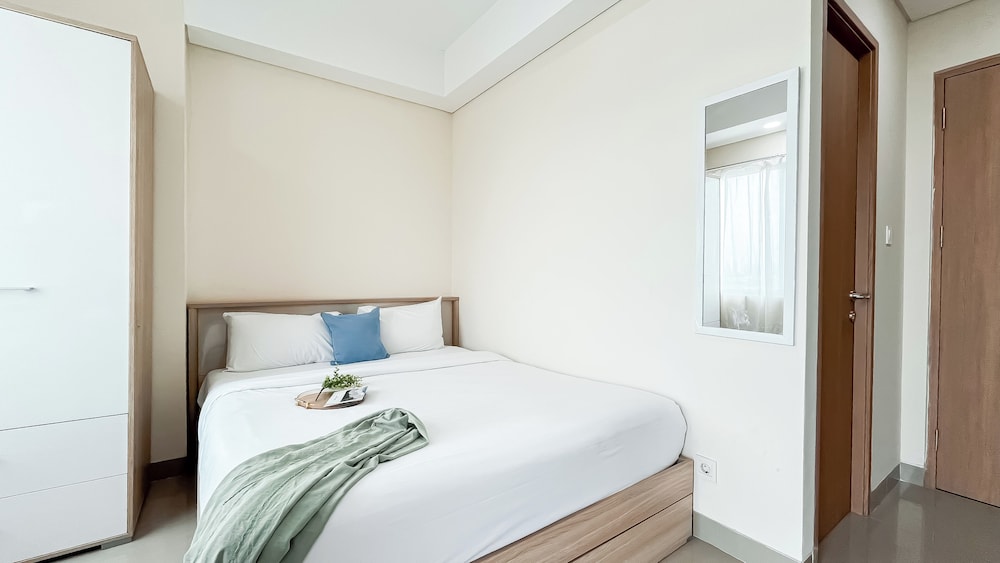 Homey And Best Deal Studio Apartment B Residence