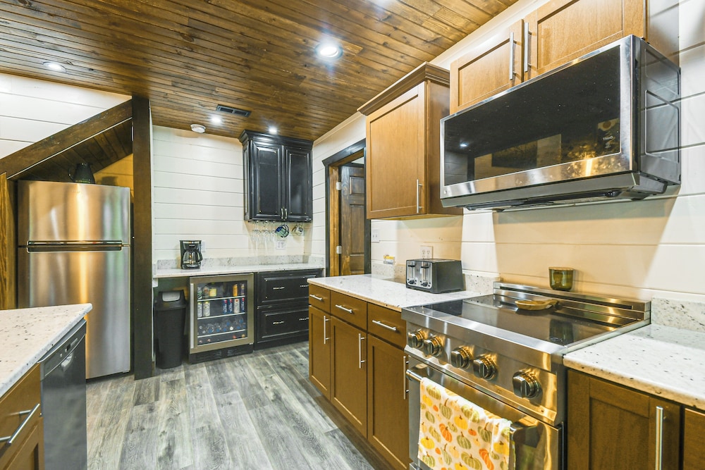 Red River Gorge Barndominium: Dog Friendly!