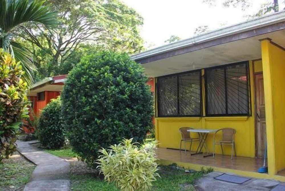 Aiyana Lodge