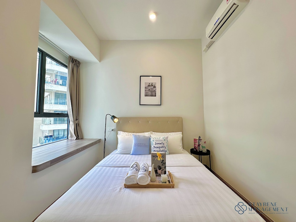 Country Garden Danga Bay Sea View Homestay by Stayrene