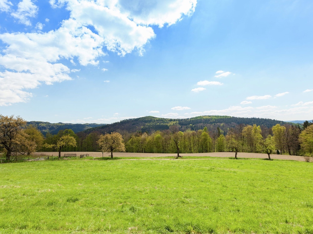 Modern Holiday Home With Shared Swimming Pool in Mittelndorf