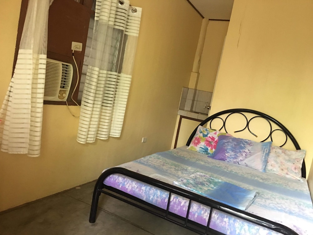 MPD Backpackers Coron view 4