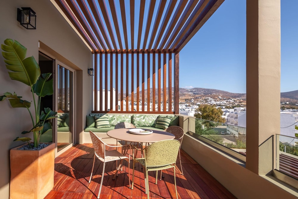 Coocono Tinos Private Villas