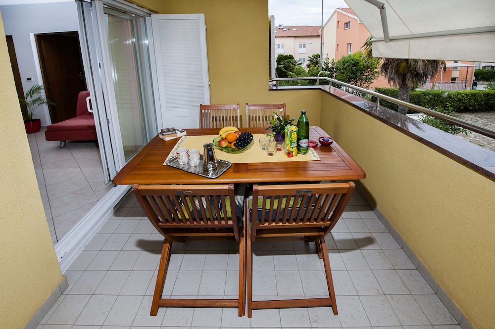 Apartments Davorka