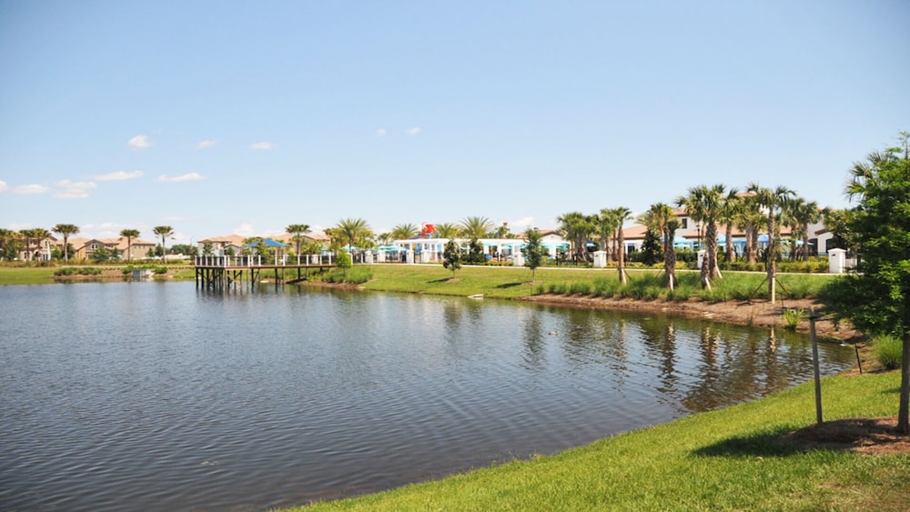 Shv1502ha - 8 Bedroom Villa In Windsor At Westside, Sleeps Up To 20, Just 7 Miles To Disney