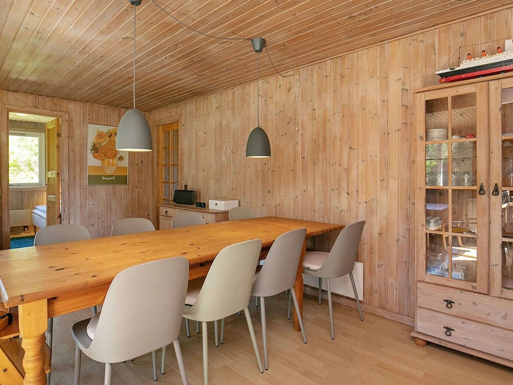 Seaside Haven in Stoense-by Traum