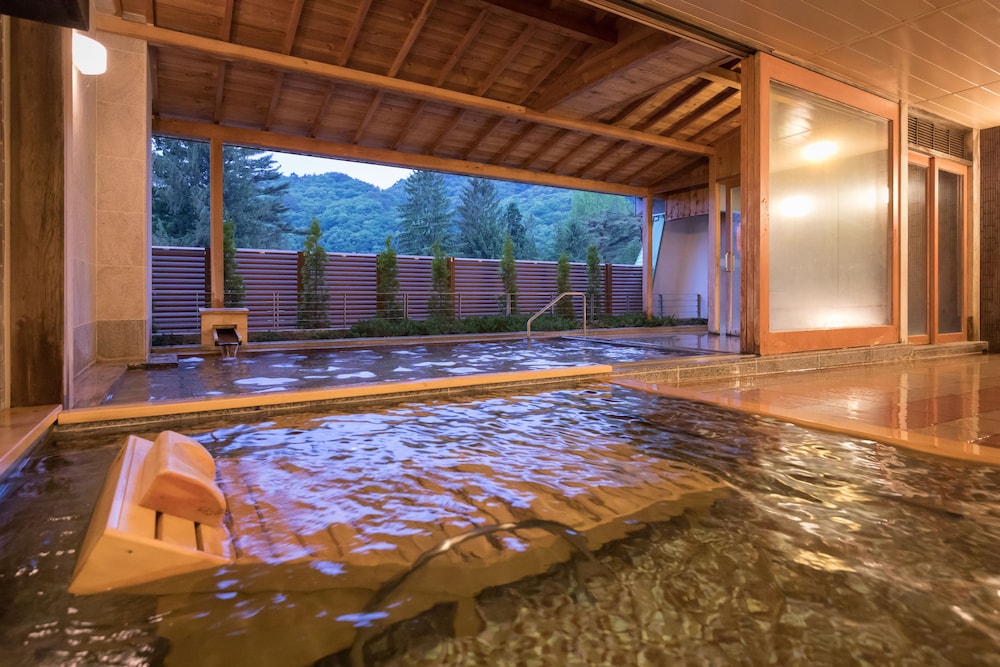 Hanamaki Onsen Hotel Koyokan 11