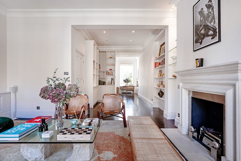 Belgravia Beauty - by Out of Office Lifestyle