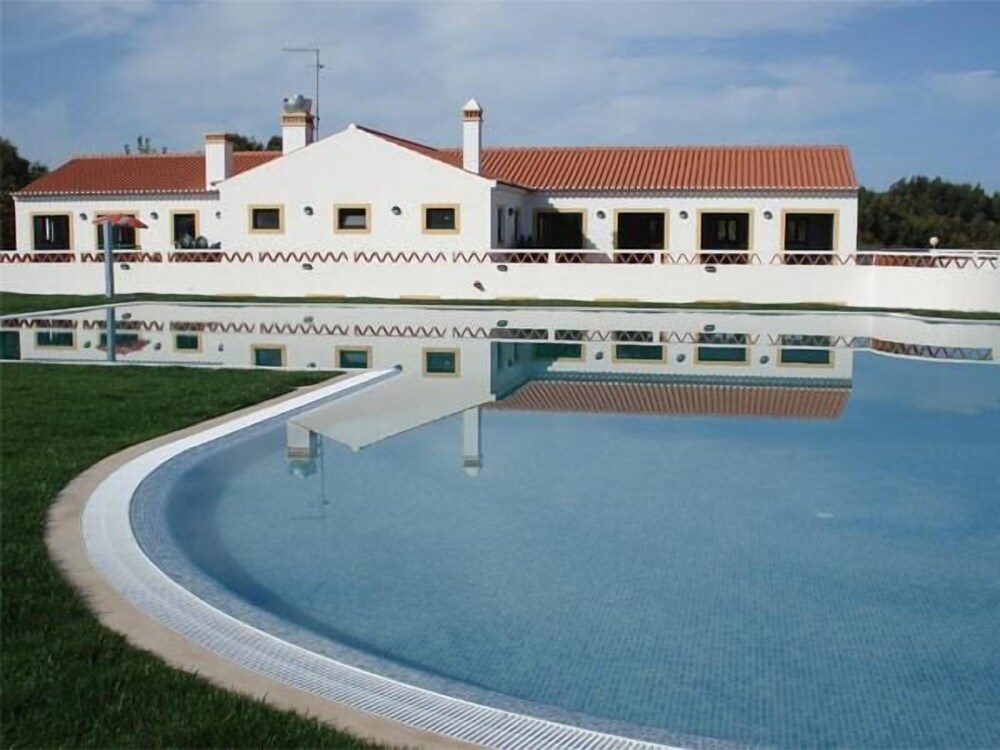 Monte Carvalhal da Rocha - Campground