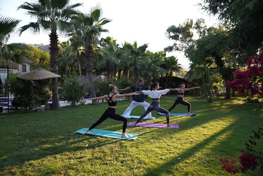 Layla Gocek - Yetişkinlere Özel - Image 131