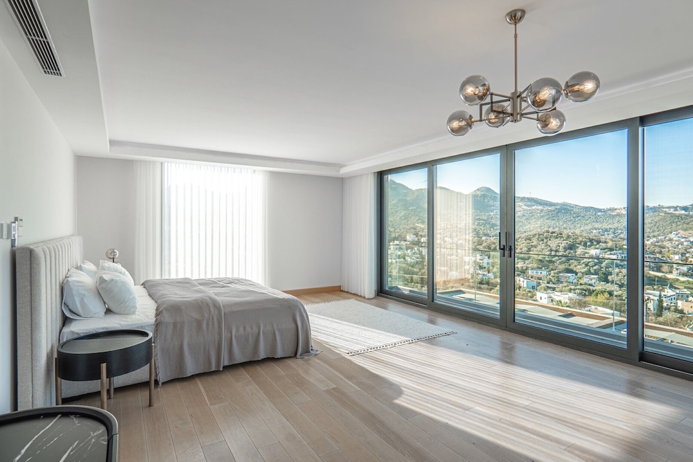 Tranquil Yalıkavak Retreat: Private Pool, Sea Views & Family Paradise view 3