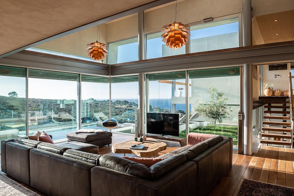 Villa Charlotte by CuraVillas Collection