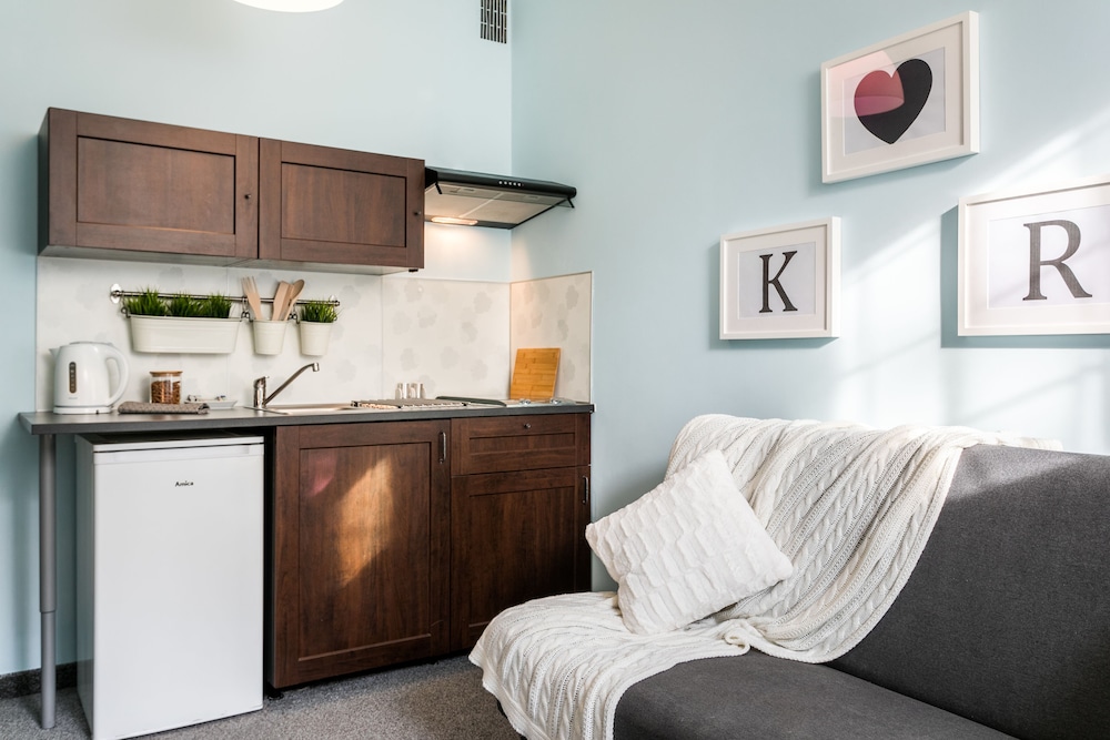 All In Apartments