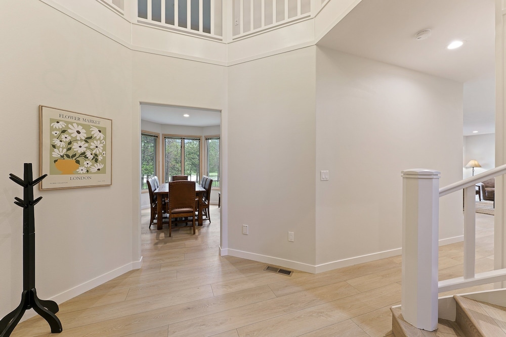 12 Siskin 5 Bedroom Home