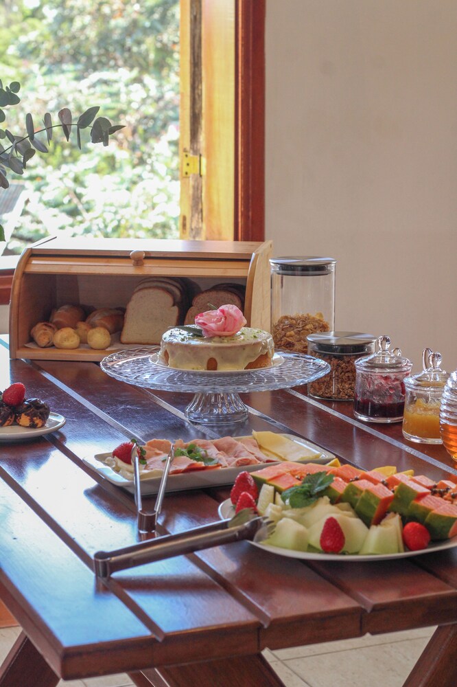 Cerejeira Guest House