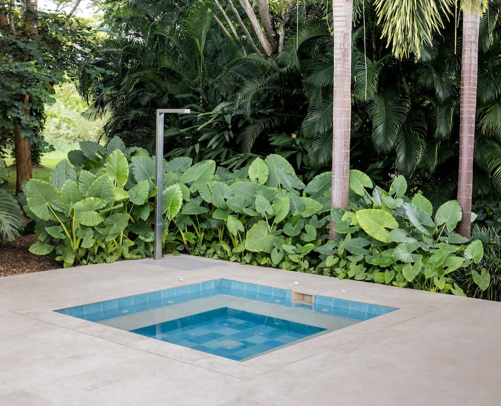 w Amazing 4BR Villa at Mesa de Yeguas