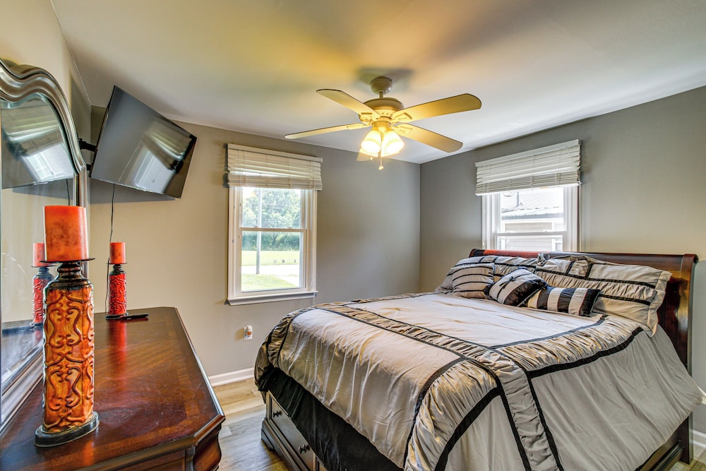2 Mi to Shops & Eats: Family Home in Donalsonville