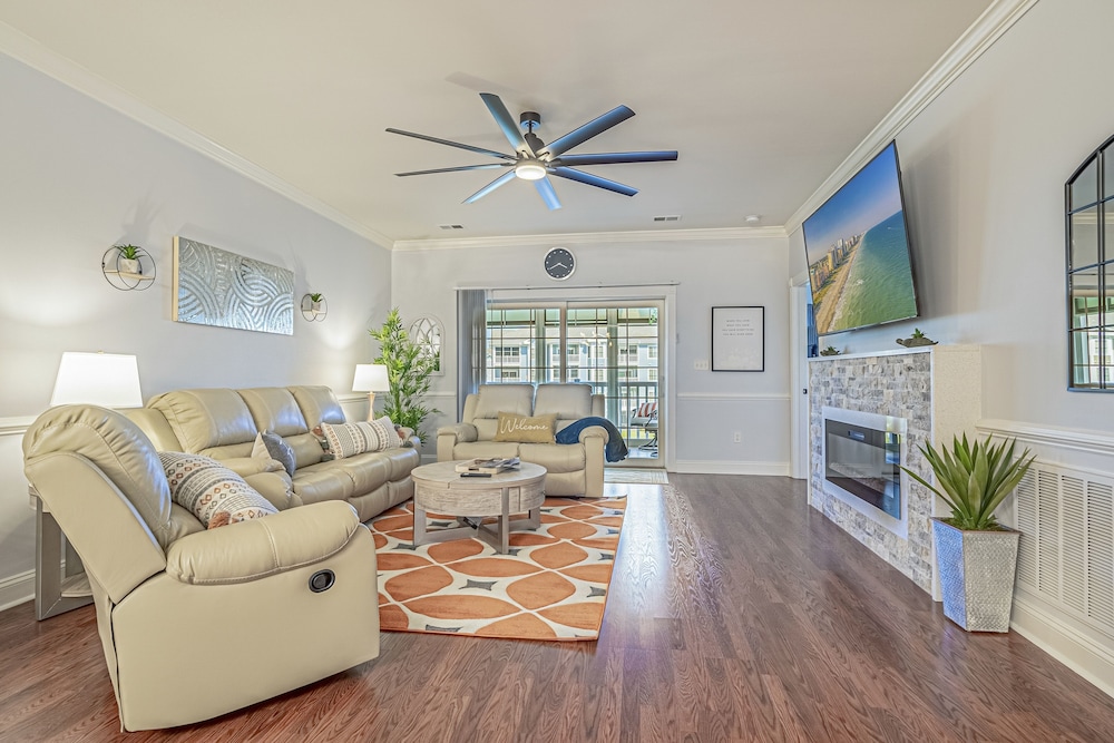 Magnolia Pointe Luster Leaf 4869-302 3 Bedroom Condo