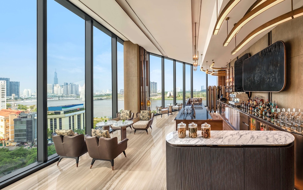 Hilton Saigon 47