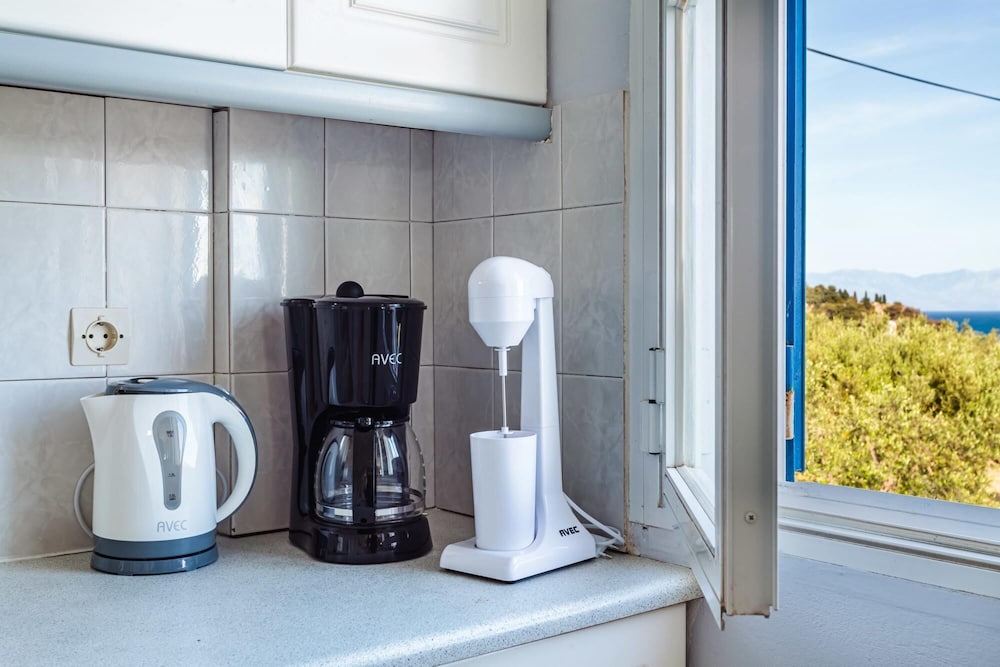 Koroni Seaview Retreat - Summer Romantic Escape photo 4