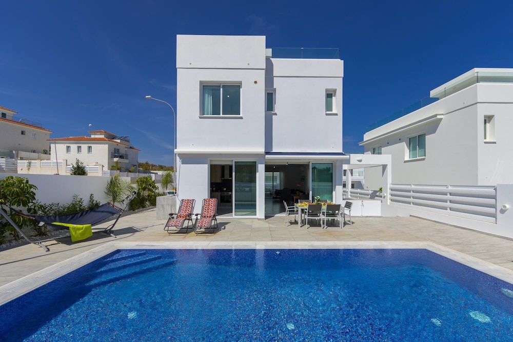 Protaras Villa Araella view 3