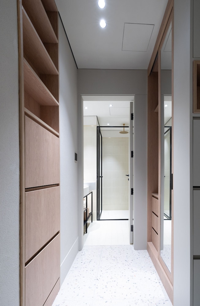 Unit 2223 Upside Living