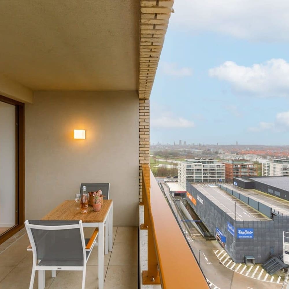 Apartment With Fantastic View Terrace and Parking