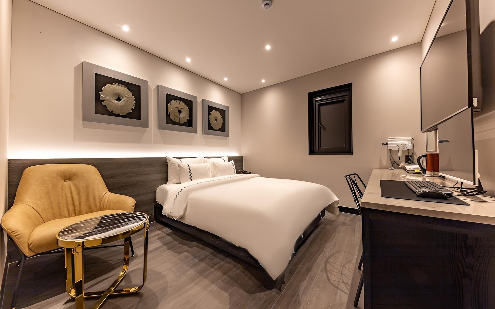 Gunsan Mari Hotel