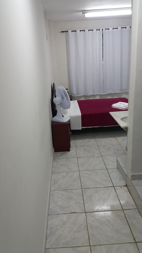 TJ House Hospedagem