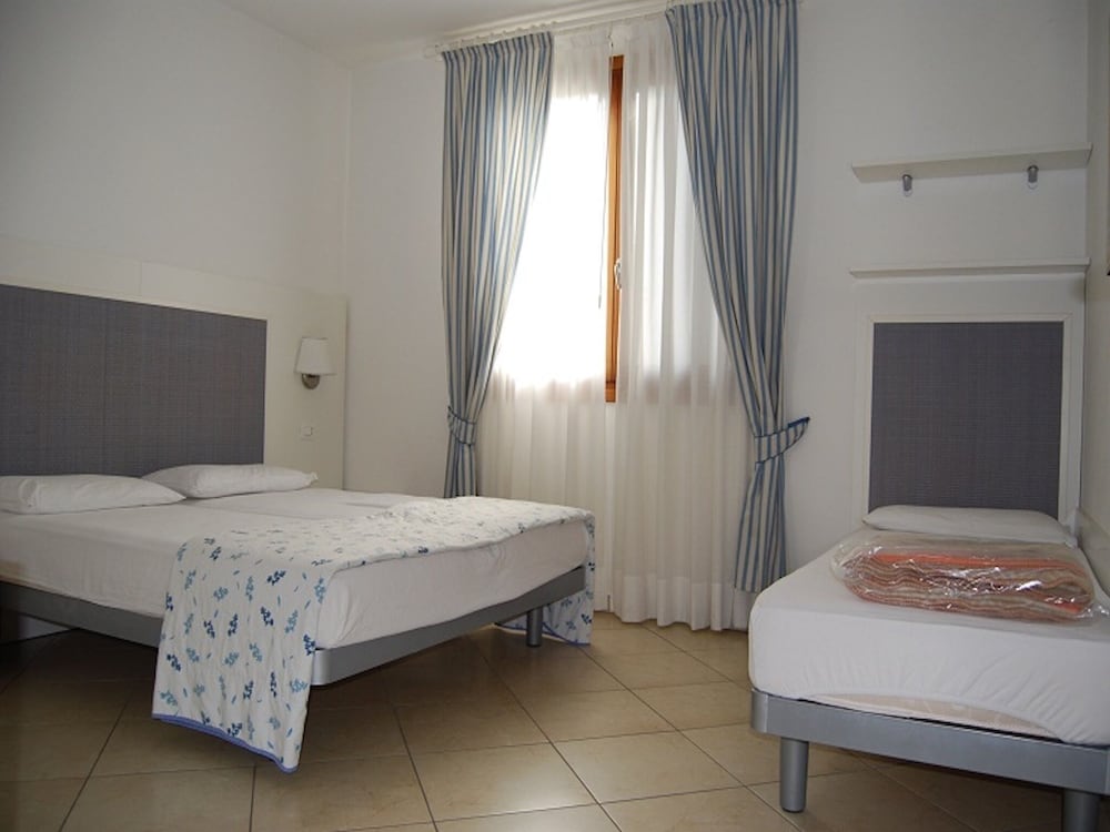 Holiday Camp With Swimming Pool - Beahost - photo 2