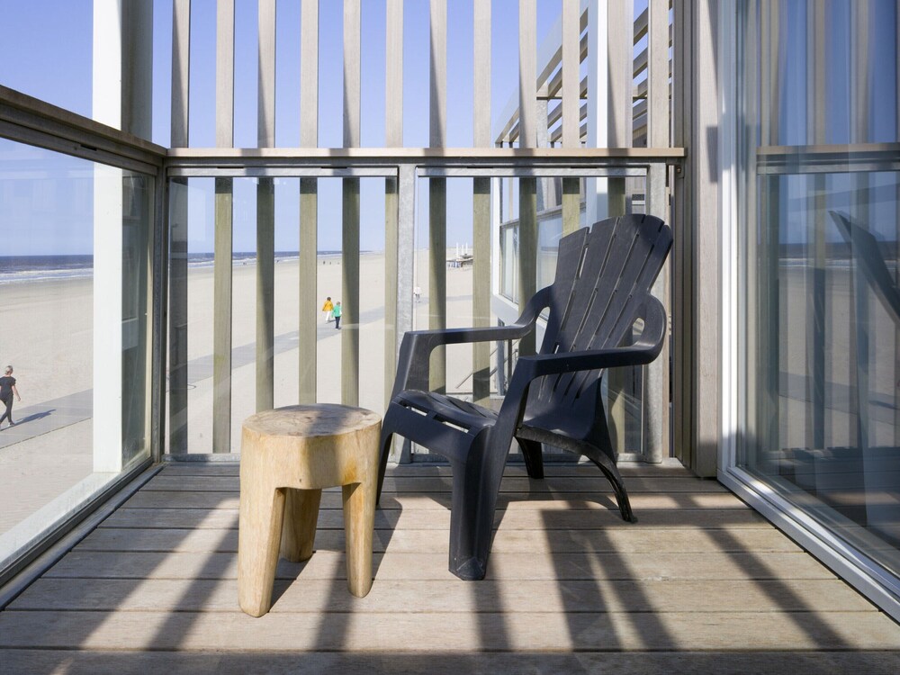 Beach House in a Dream Location on the Beach