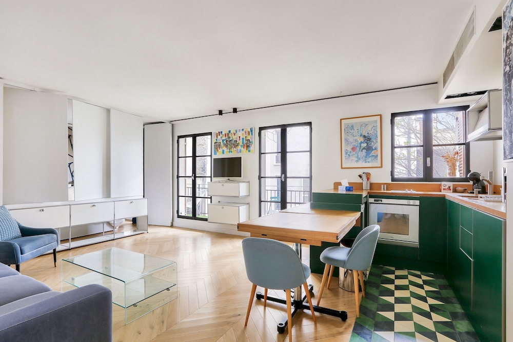 Parisian Luxury Stay St Germain