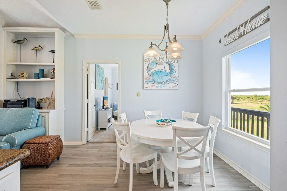 Happy Hours 4 Bedroom Home