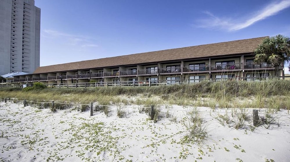 Polynesian Village Condominium by Panhandle Getaways