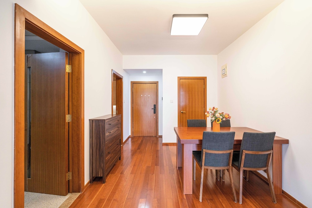 Tyms 2BR APT Hongqiao Bella Vita