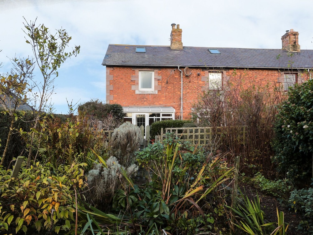 Berwick-upon-Tweed Vacations - Corbett Cottage - Property Image 3