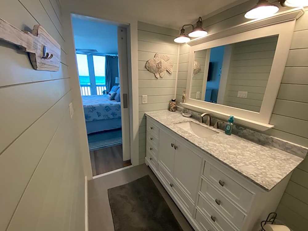 Pirate Cove Villas #111