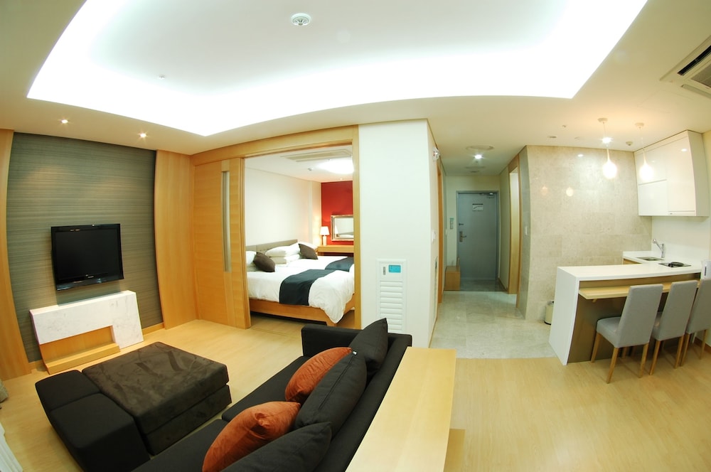 hotel room
