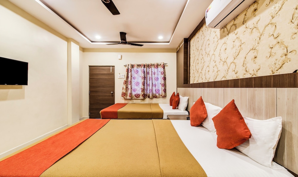 Hotel Neem Tree