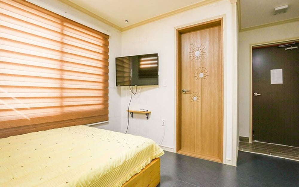 Gyeongju Twin Village Bed and Breakfast