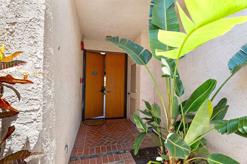 Spacious Ground Floor Villa - Ocean View - Vrkcv