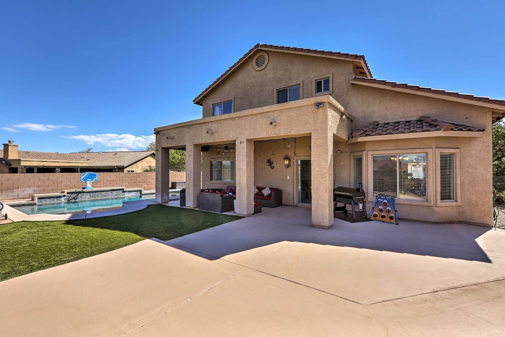 Modern Tucson Home w/ Patio + Saltwater Pool! view 4