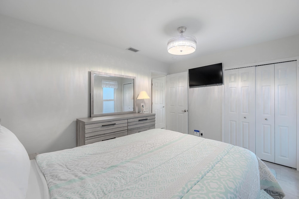 Island Bay Retreat