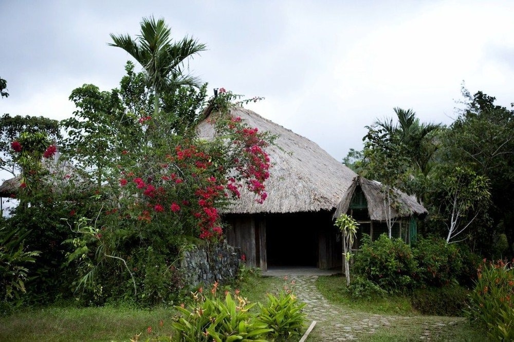 Native Village Inn
