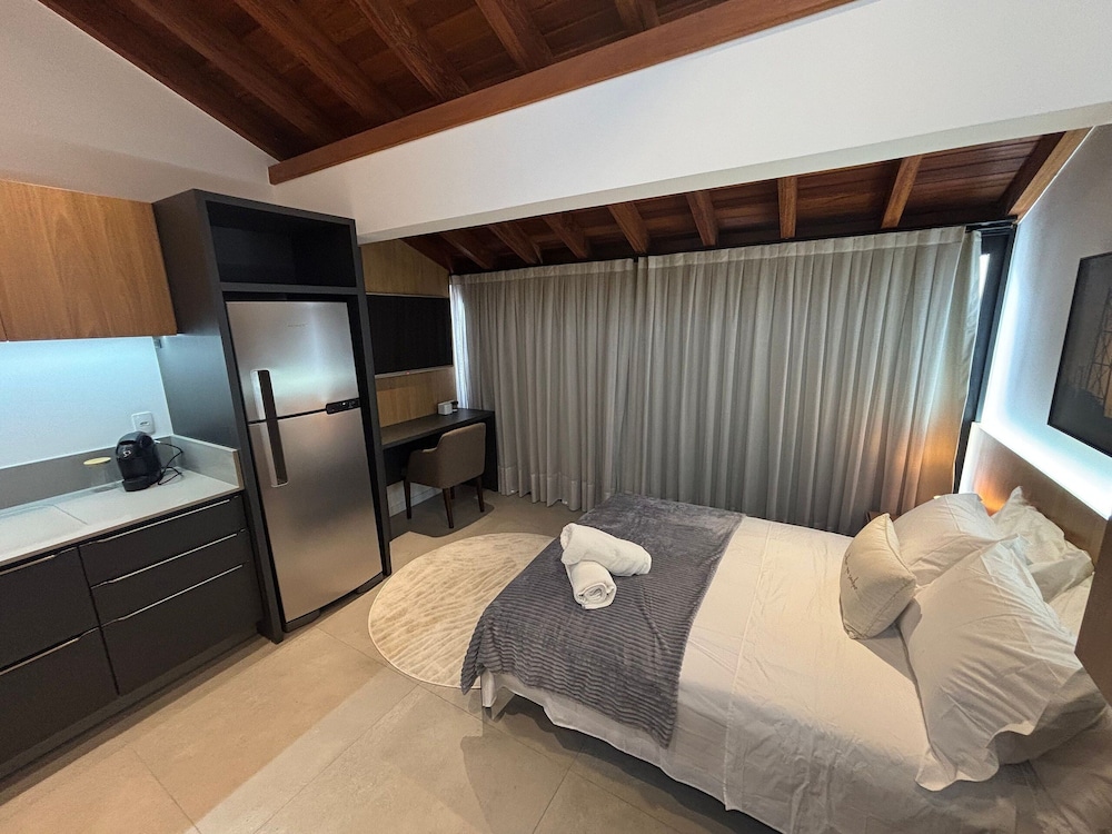 Complete Studios in Downtown Floripa - CMA